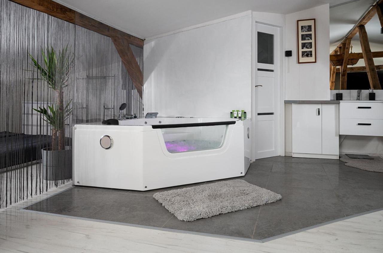 Apartamenty Kamienica 푸크 외부 사진